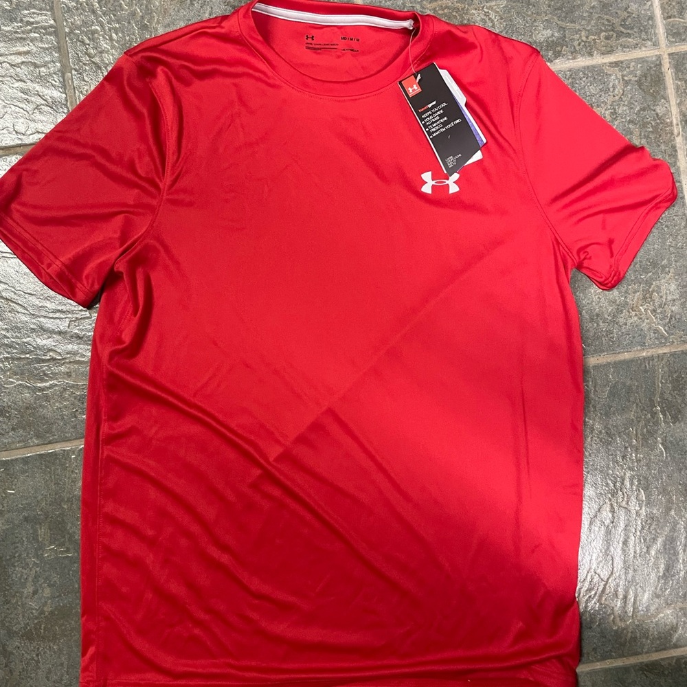Under Armour Red Short Sleeve Performance Tee
